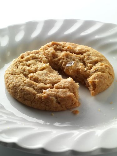 Walker's Shortbread Stem Ginger Biscuits, Scottish Cookies, 5.3 Oz (Pack of 6)