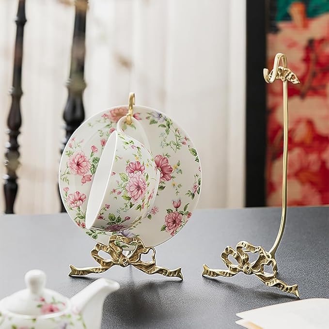 1Pcs Brass Teacup and Saucer Display Stand,Teacup Holder Stand for Display,Antique Coffee Cup Mug Holder for one Cup, Gold. (Small)