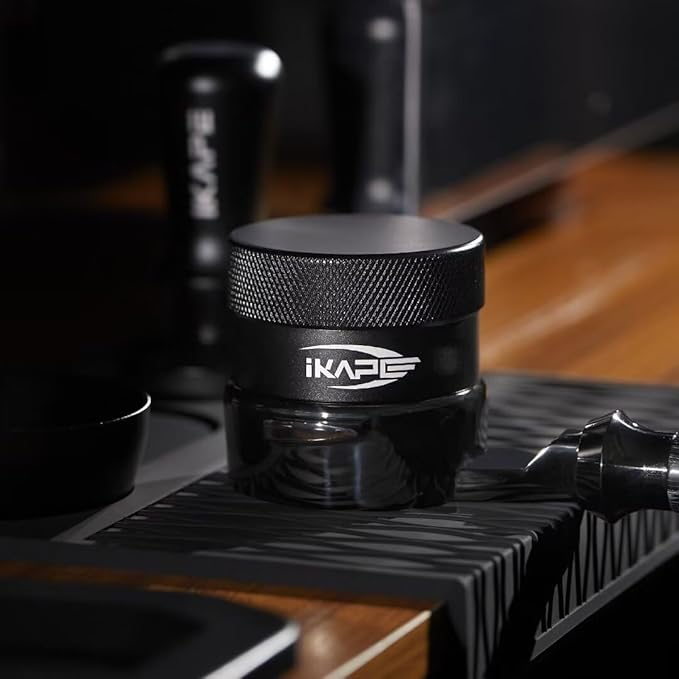 IKAPE 58MM Coffee Distributor, Black Design of Bottom Propeller, Gravity Adaptive Espresso Distributor Fits All 58.35MM Espresso Portafilter, Compatible with 58.35MM Rancilio Bottomless Portafilter
