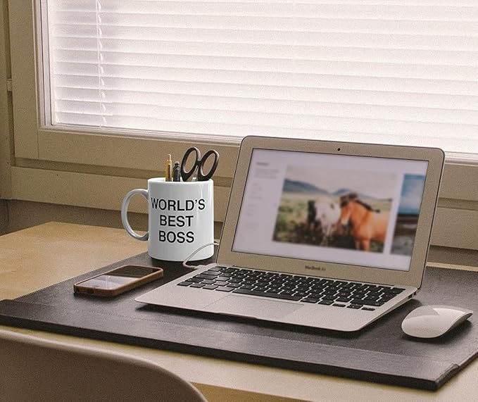 World's Best Boss Funny Coffee Mug - BeBr Bosses Day Gifts Ideas -Novelty Present For My Greatest Boss Male or Female, Men, Great Office Gift Mugs,Birthday,Leaving or Home Daily Use 11 oz Ceramic Mug