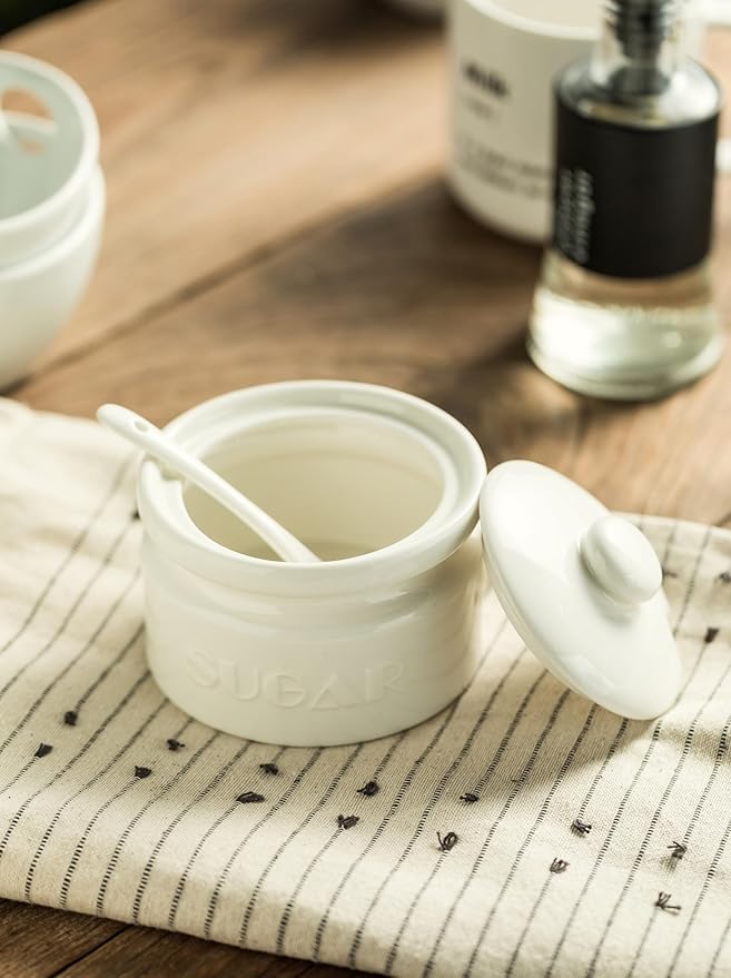 Gomakren Sugar Bowl with Lid and Spoon, Sugar Container Sugar Dish 10oz, Ceramic Sugar Jar for Coffee Bar, Kitchen, Countertop - Modern Farmhouse Kitchen Christmas Decor, White
